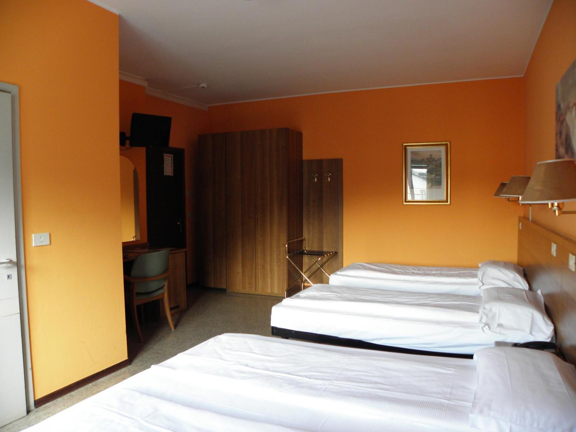 Hotel Corona Tirano Kamer foto